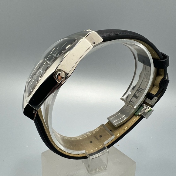 Hamilton Ventura H244510 50th Anniversary Limited Edition Watch - Picture 10 of 16